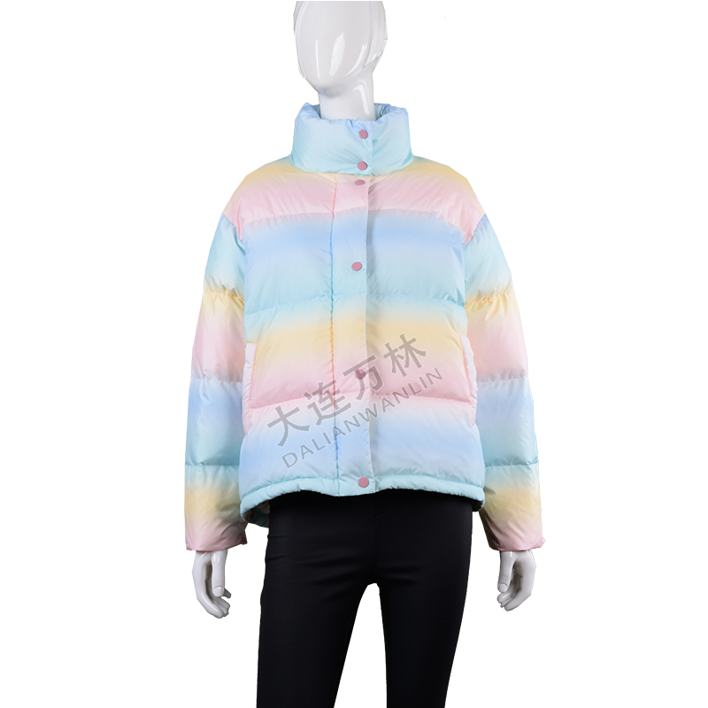 漸變短款立領(lǐng)羽絨服
