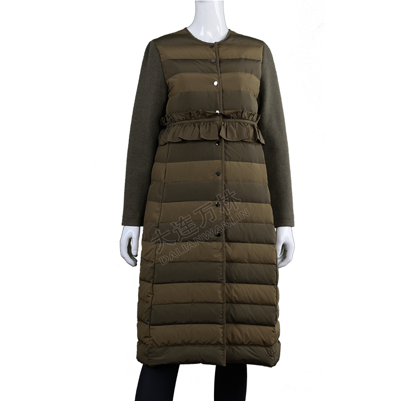 女士拼接腰部荷葉設(shè)計(jì)羽絨服